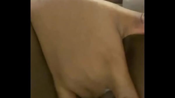 Thick chocolate lesbian fingering herself