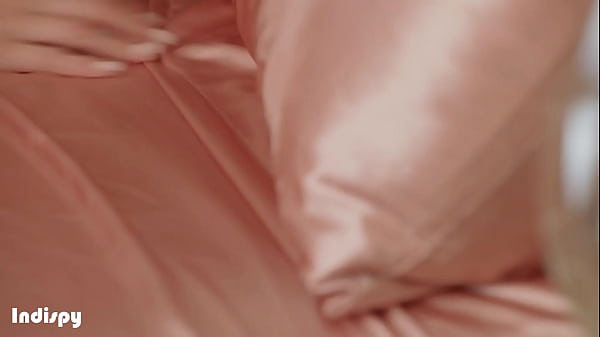 Two blonde lesbian step sisters have fun mid day